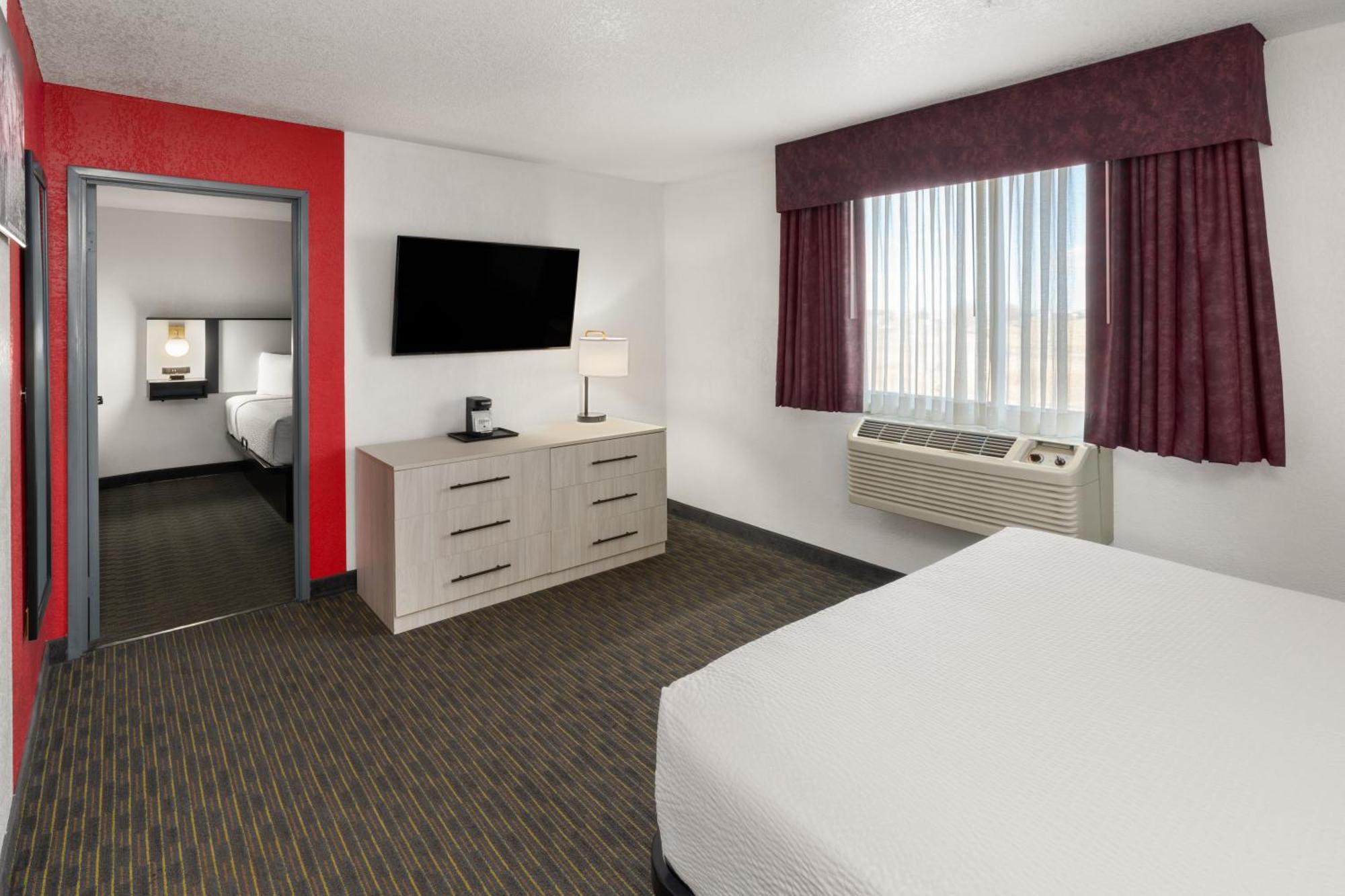Sylo Hotel Denver Airport, A Ramada By Wyndham Aurora Esterno foto
