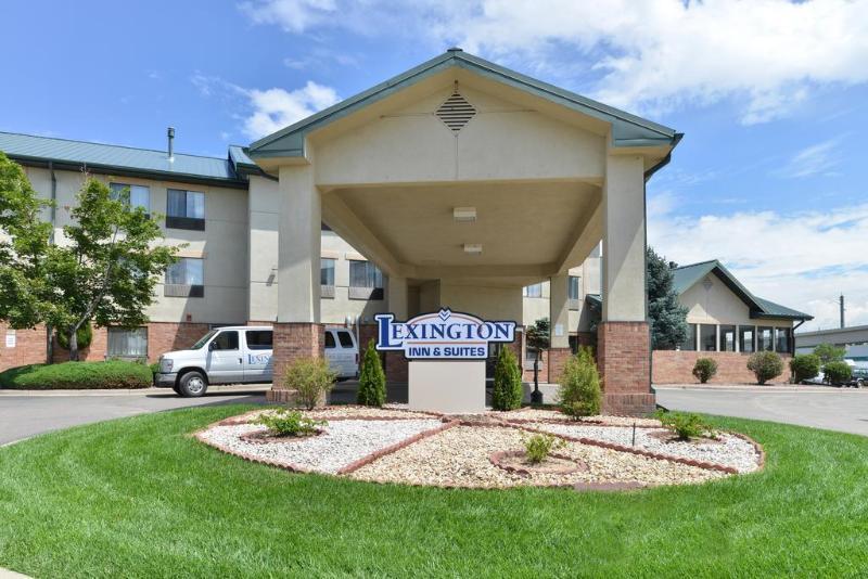 Sylo Hotel Denver Airport, A Ramada By Wyndham Aurora Esterno foto